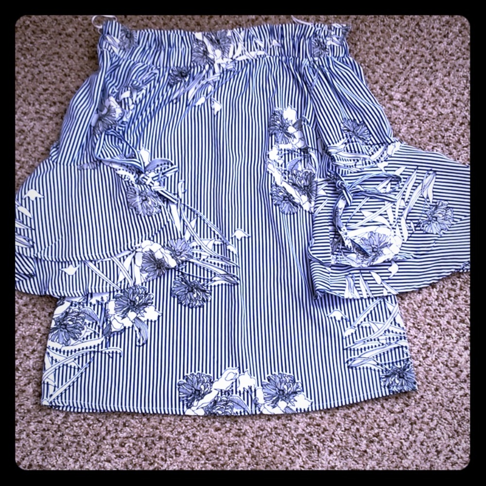 Off the shoulder top floral on stripes bell sleeves